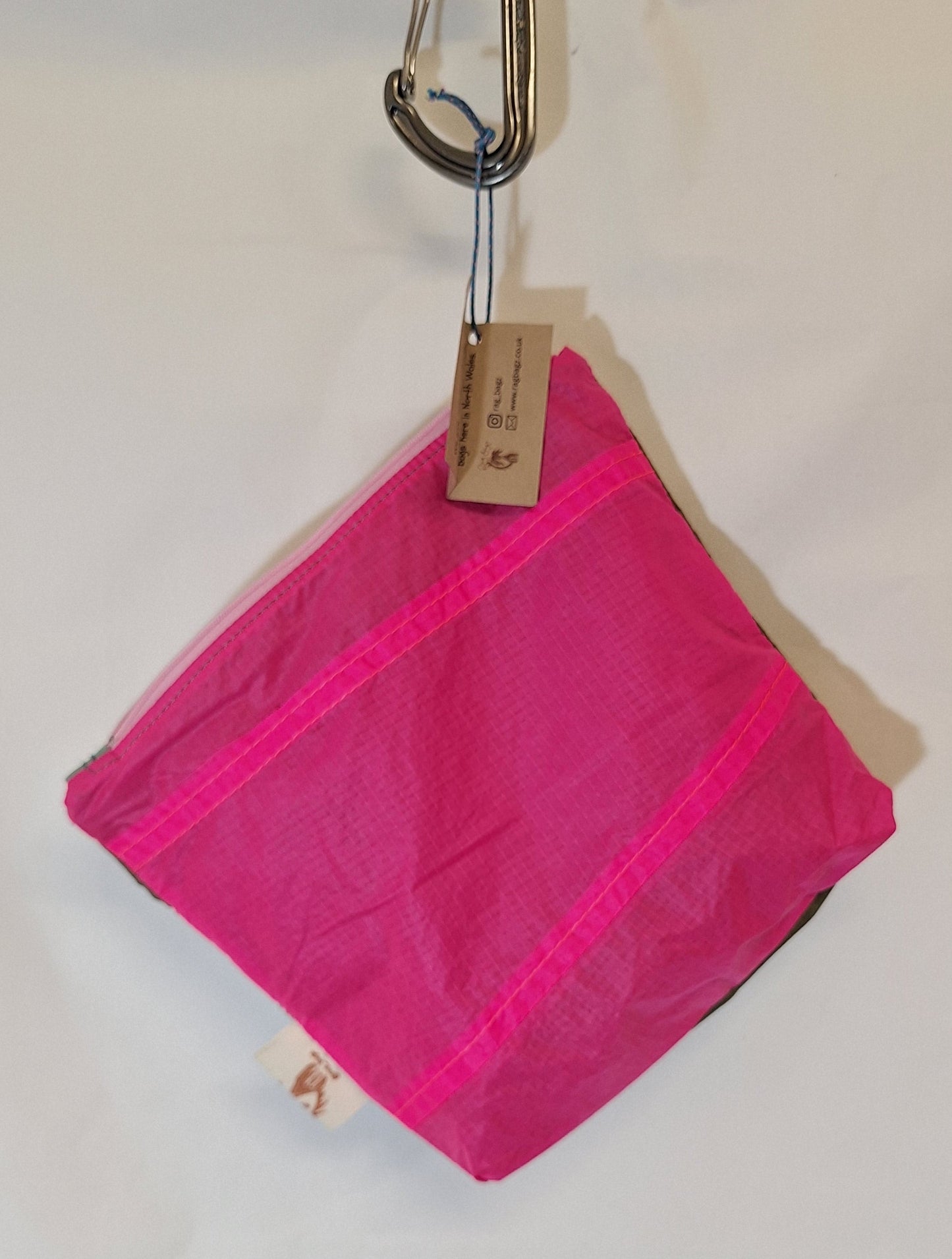 Large pouch