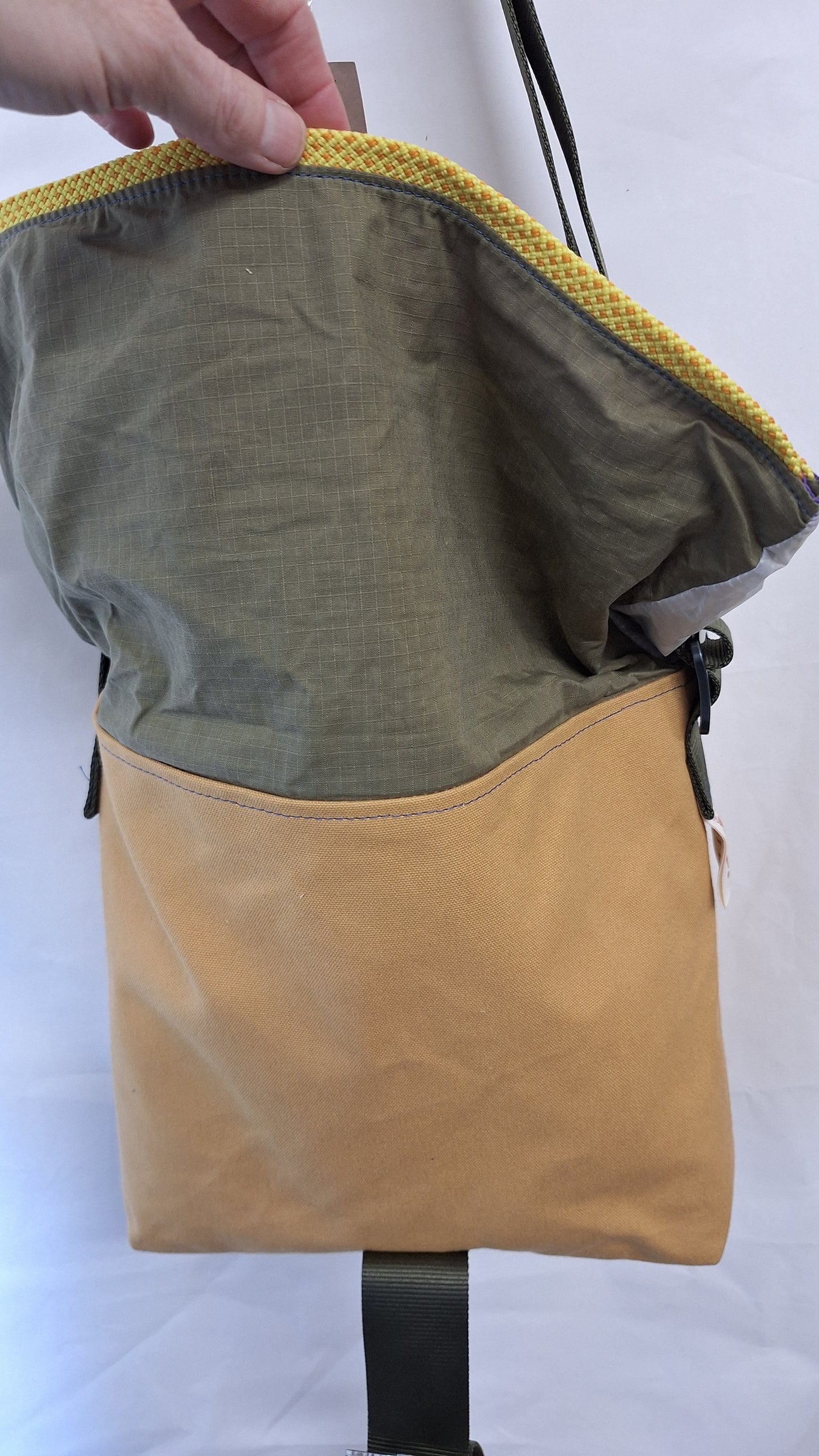 Messenger bag