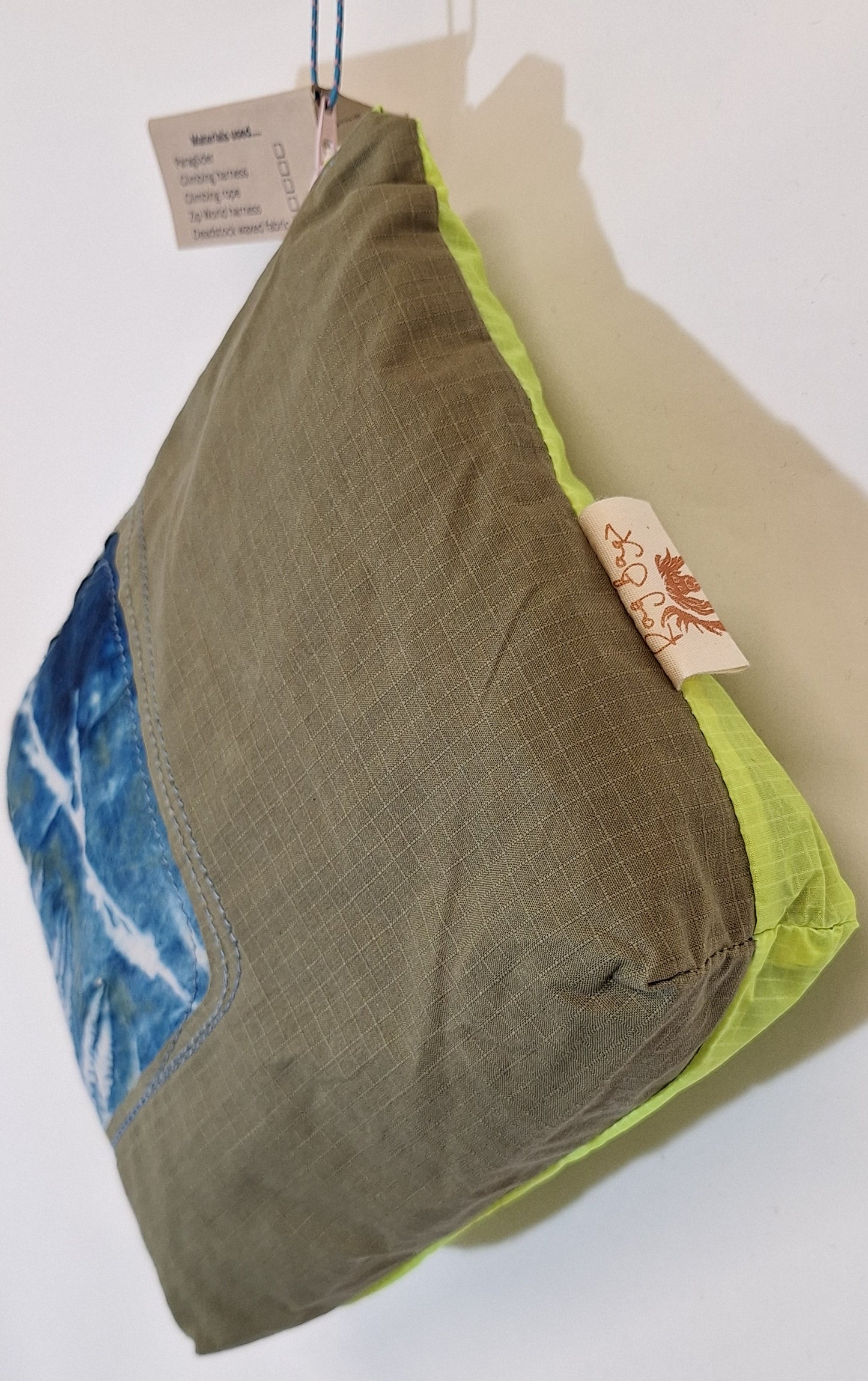 Large Pouch