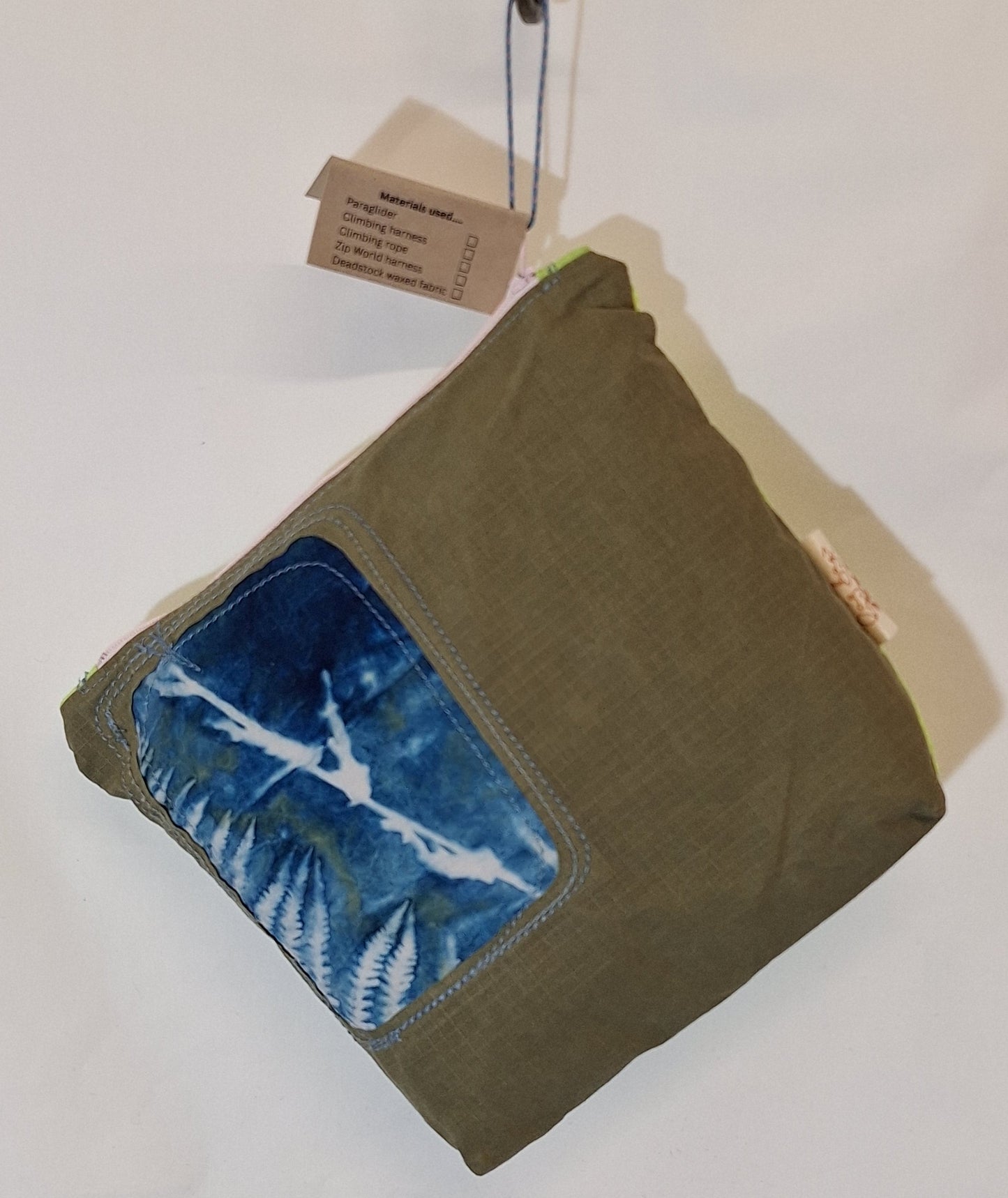 Large Pouch