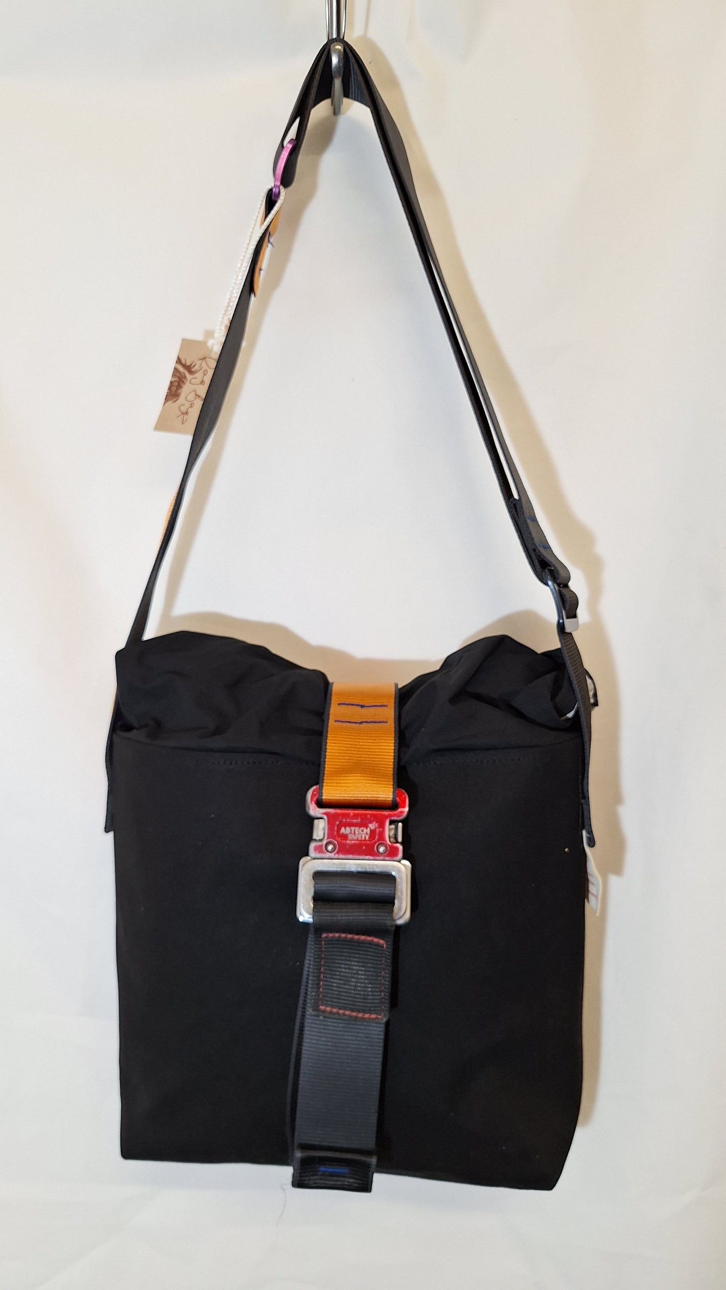 Messenger bag