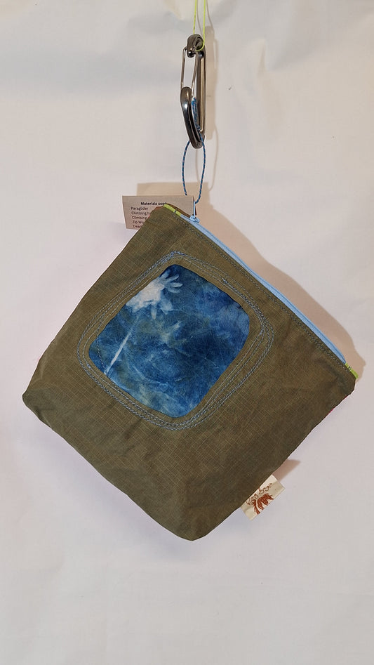 Large Pouch